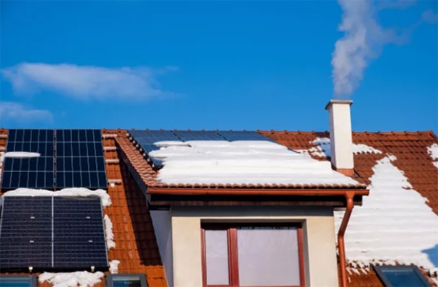 Snow in solar panel